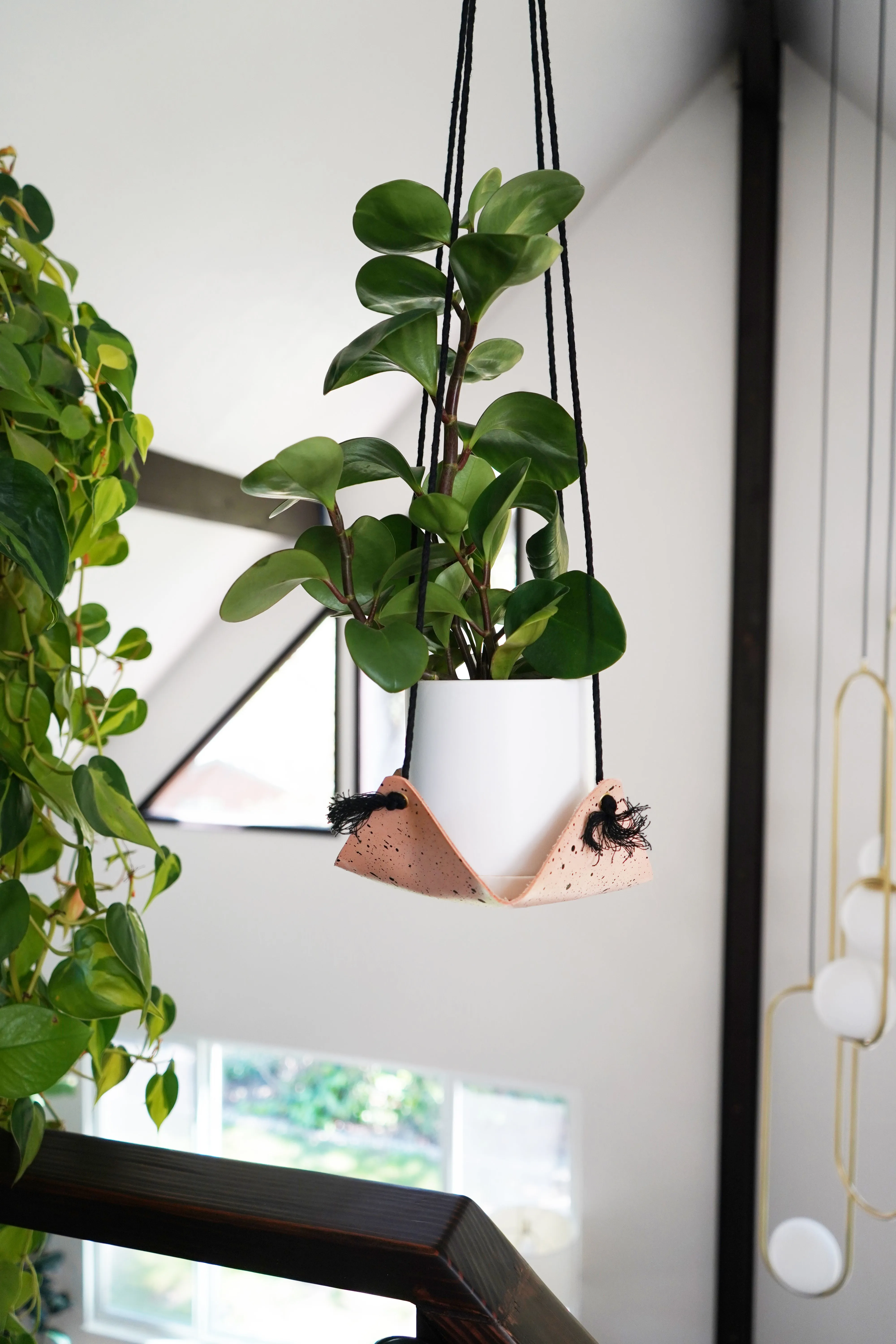 Speckled Leather Plant Hammock